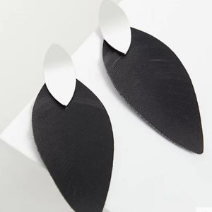 ✨ 2/$18  Torrid Back Faux Leather Leaf Earrings
